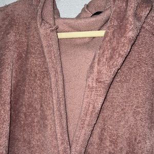 SHEIN 3XL (equals 2XL) mauve fleece hooded open front jacket. Hole in hood shown
